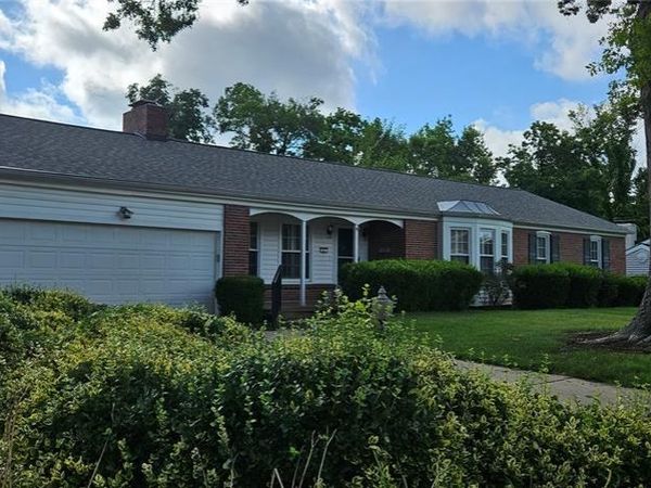 417 Elm Avenue, Glendale, MO 63122