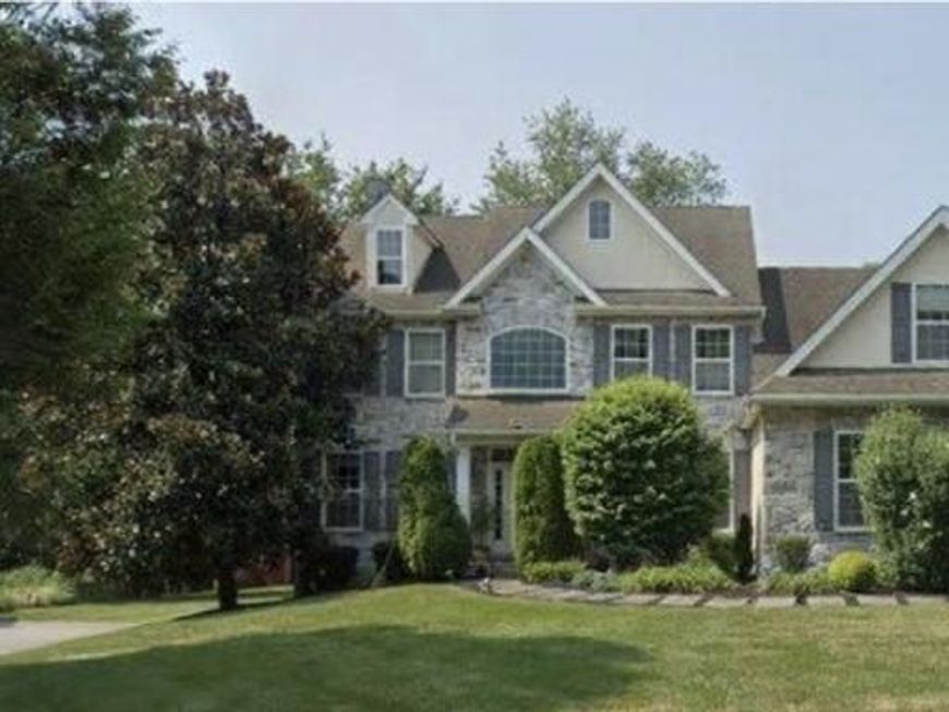 10 Springhouse Lane , Havertown, PA 19083 Main Photo