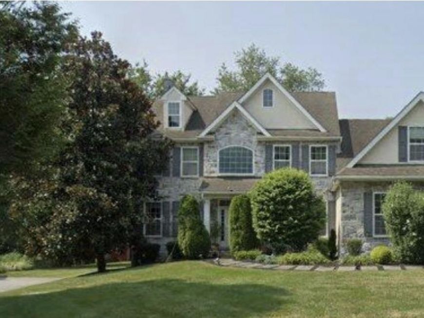 10 Springhouse Lane, Havertown, PA 19083 Main Photo