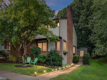 2223 GLENCOURSE LANE , RESTON, VA 20191