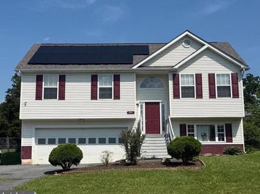 261 BAER OAK DRIVE, MAURERTOWN, VA 22644