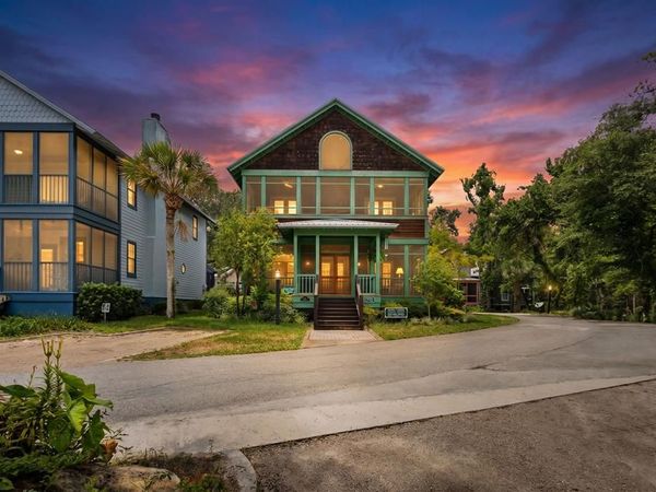 275 NE Maggie Cir, Steinhatchee, FL 32359