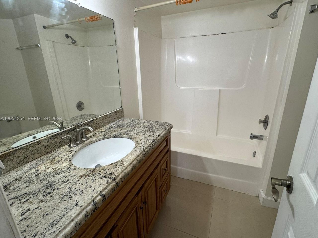 9711 Fontainebleau Blvd , Unit D106, Miami, FL 33172 Photo