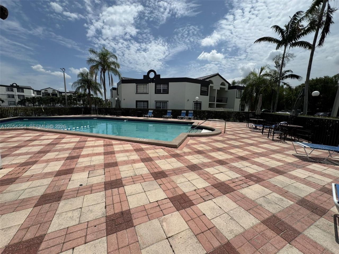 9711 Fontainebleau Blvd, Unit D106, Miami, FL 33172 Photo