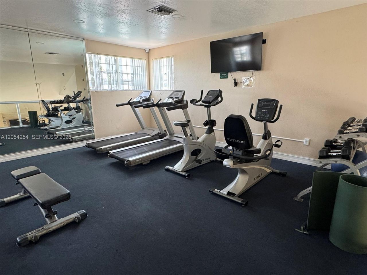 9711 Fontainebleau Blvd, Unit D106, Miami, FL 33172 Photo