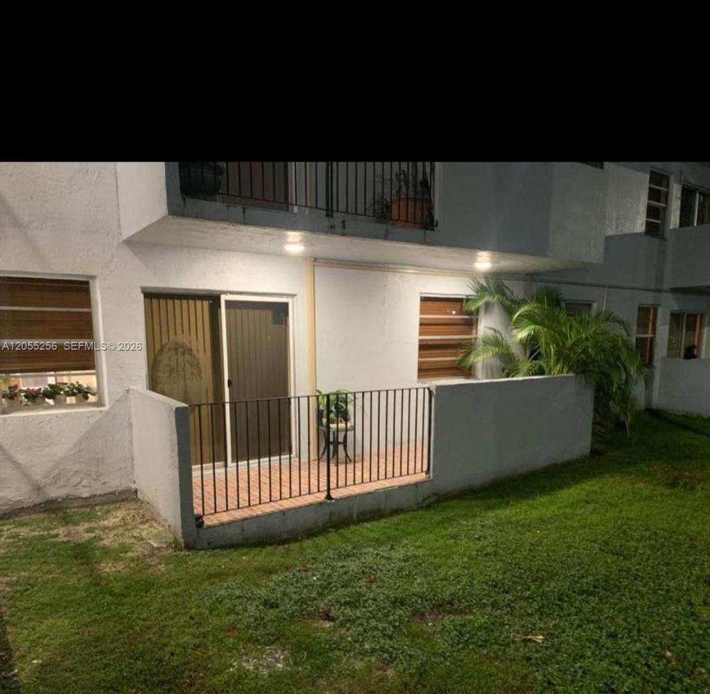 1221 SW 122nd Ave, Unit 105, Miami, FL 33184 Photo