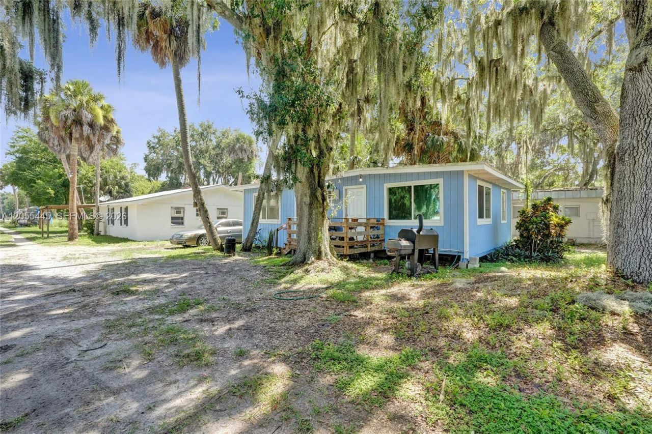 1059 Marina Ln, Moore Haven, FL 33471 Photo