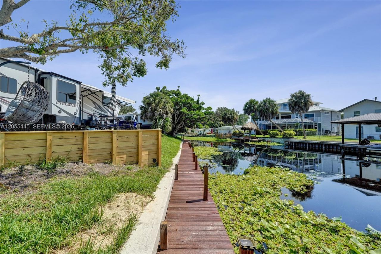1059 Marina Ln, Moore Haven, FL 33471 Photo