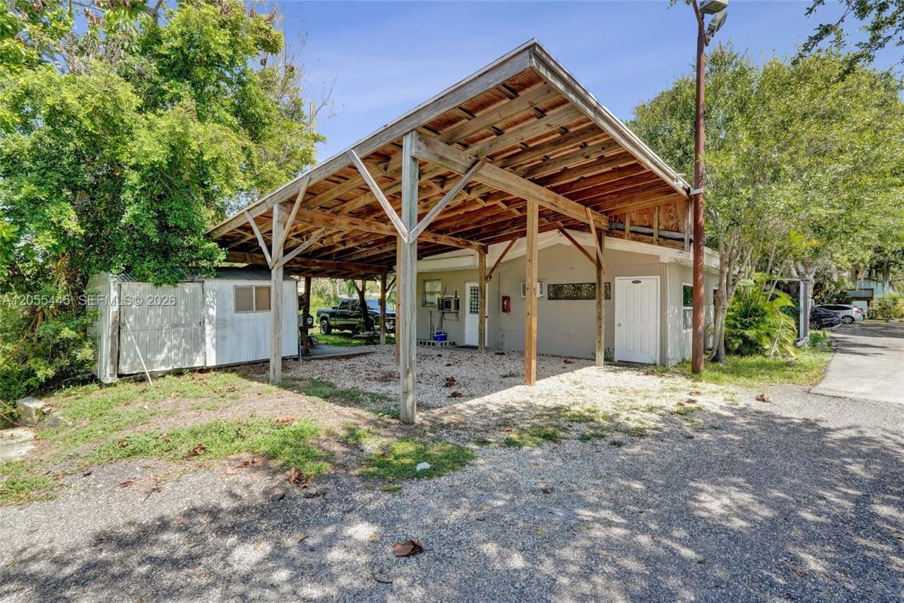1059 Marina Ln, Moore Haven, FL 33471 Photo