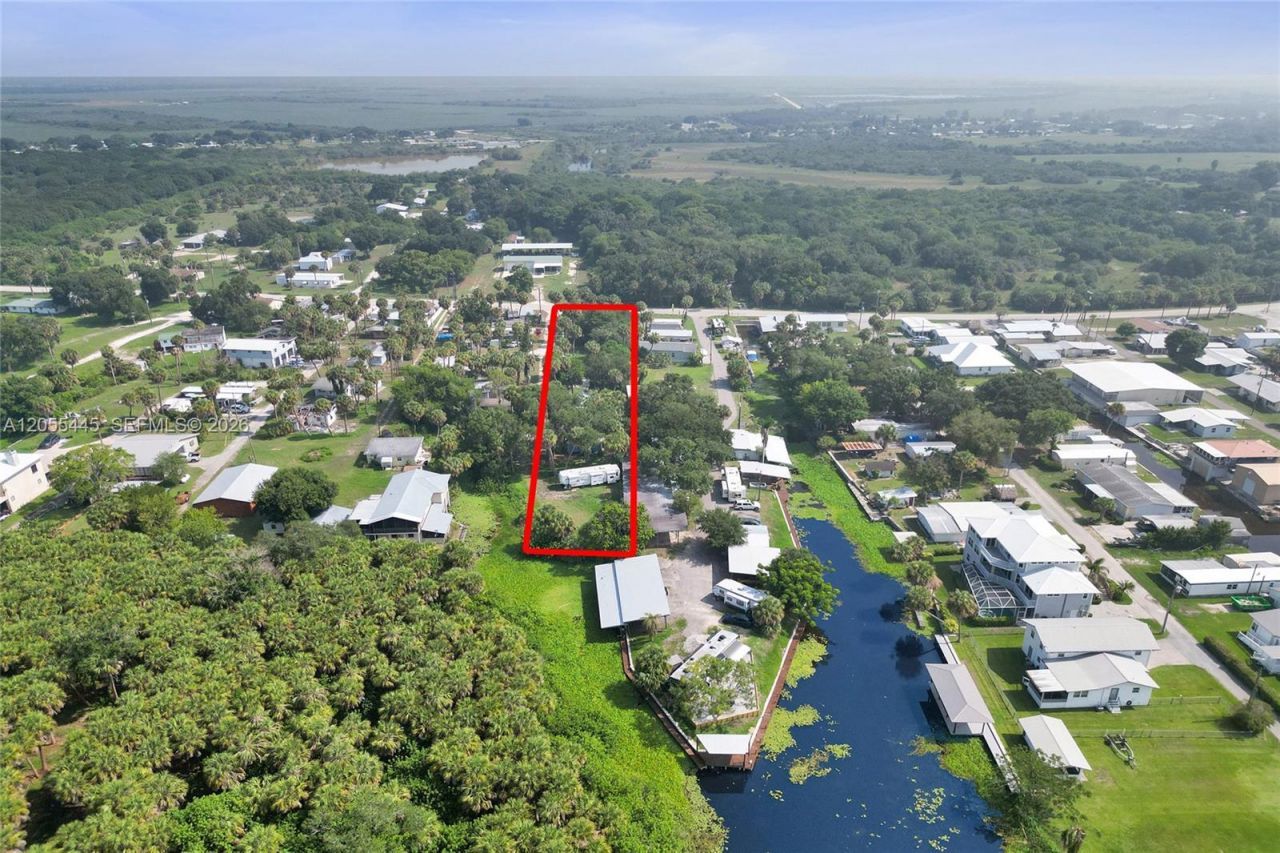 1059 Marina Ln, Moore Haven, FL 33471 Photo