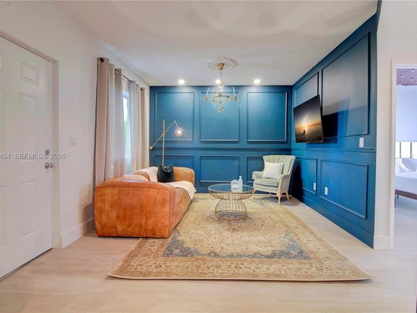 427 NW 34th St, Unit 4, Miami, FL 33127