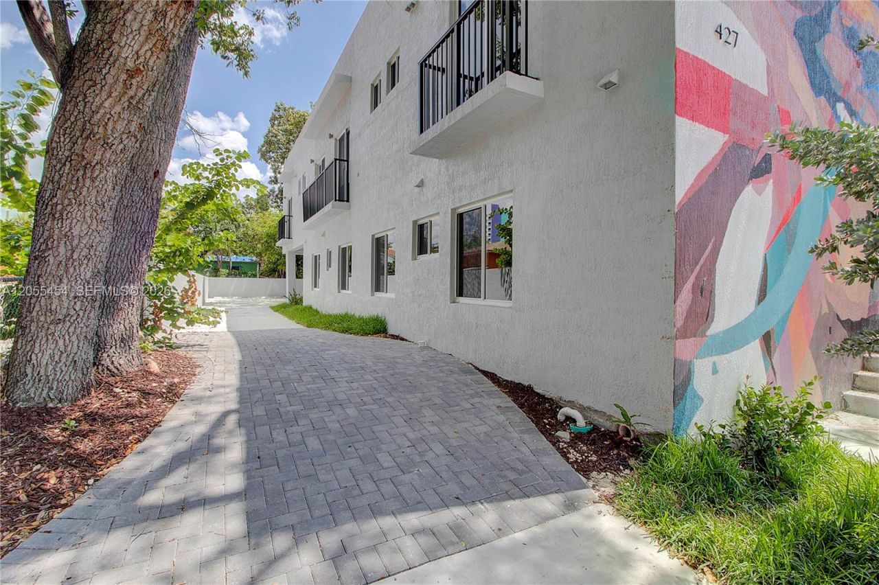 427 NW 34th St, Unit 4, Miami, FL 33127 Photo