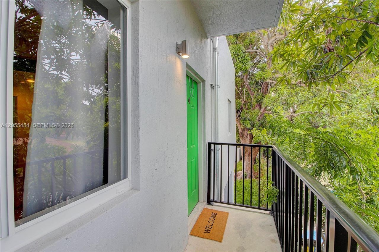 427 NW 34th St, Unit 4, Miami, FL 33127 Photo