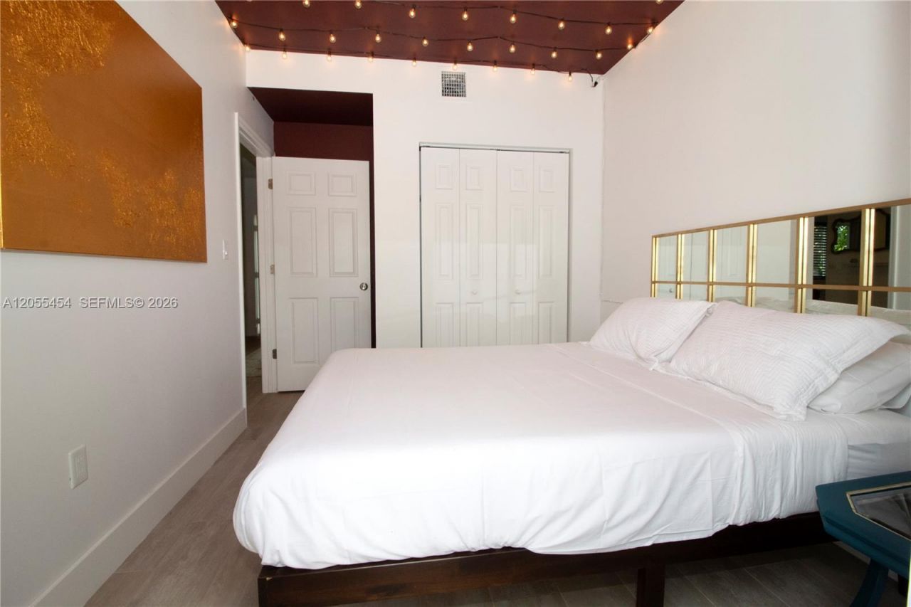 427 NW 34th St, Unit 4, Miami, FL 33127 Photo