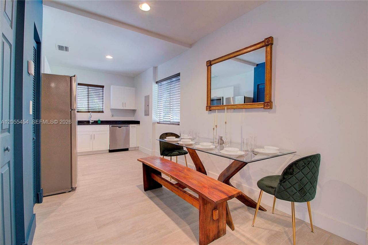 427 NW 34th St, Unit 4, Miami, FL 33127 Photo