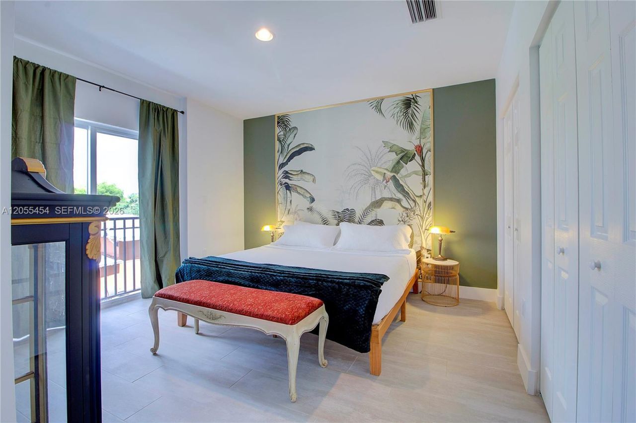 427 NW 34th St, Unit 4, Miami, FL 33127 Photo