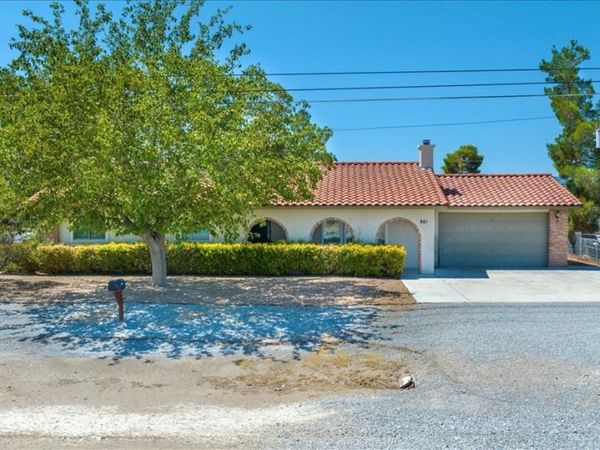 881 E Calvada Boulevard, Pahrump, NV 89048