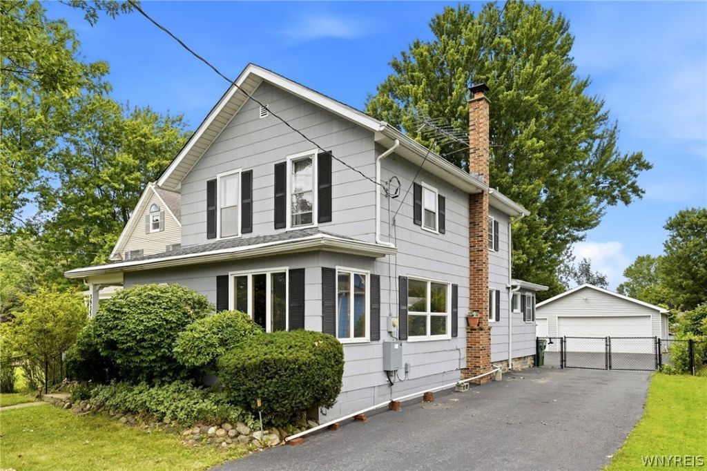 3933 Lockport Avenue, North Tonawanda, NY 14120 Main Photo