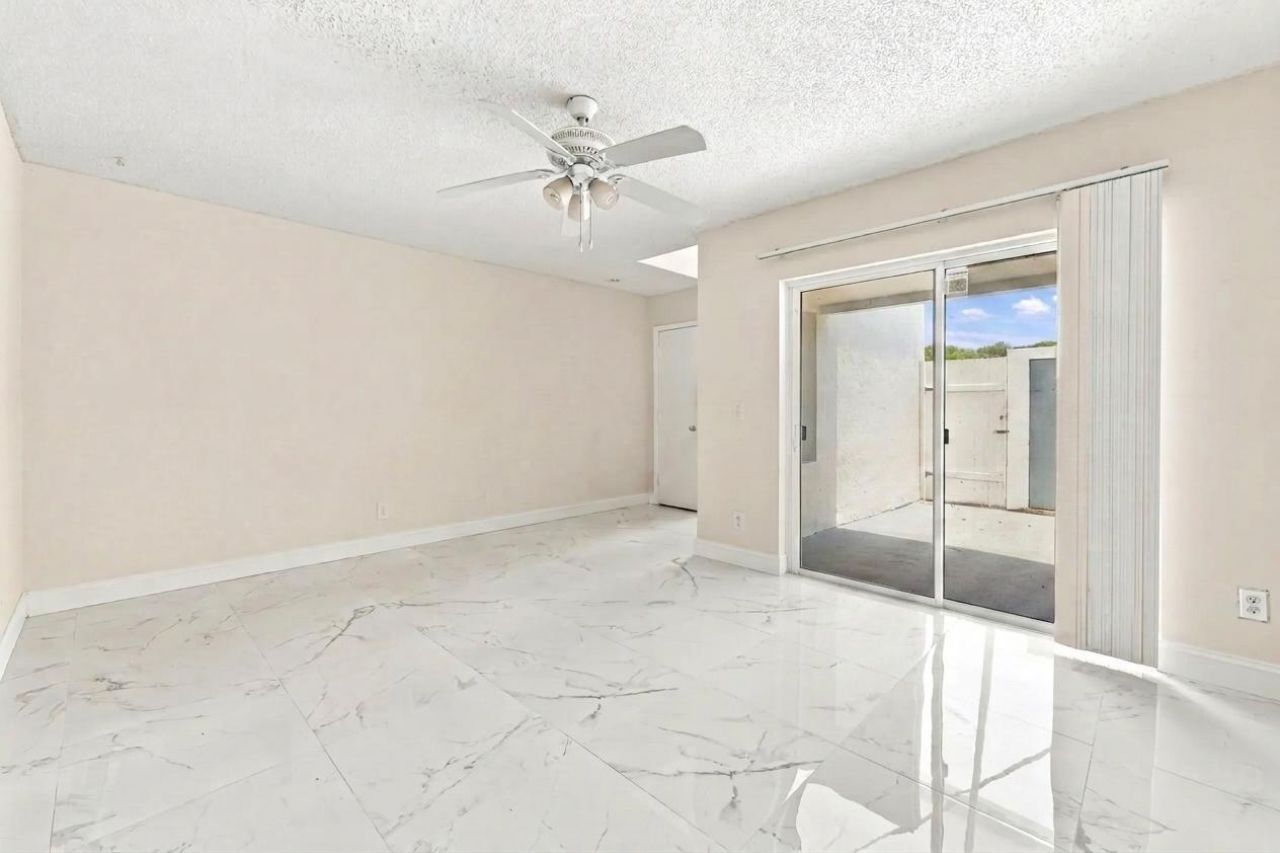 5120 Elmhurst Road, Unit A, West Palm Beach, FL 33417 Photo