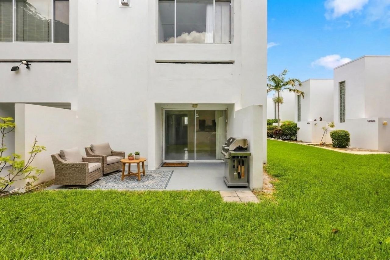 5120 Elmhurst Road, Unit A, West Palm Beach, FL 33417 Photo