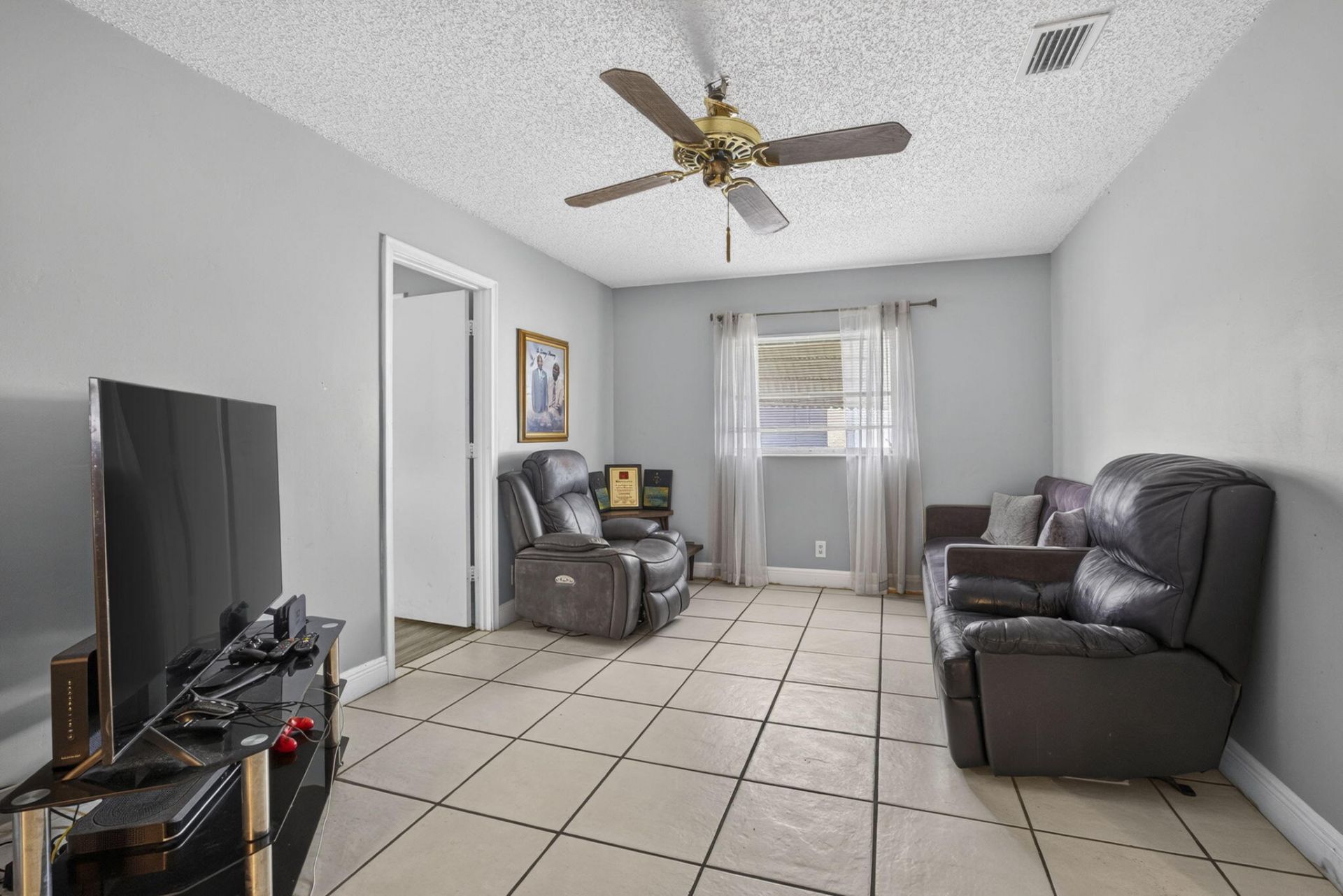 5337 Belleville Road, West Palm Beach, FL 33417 Photo