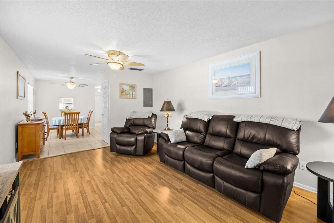 2600 SE Ocean Boulevard, Unit DD-8, Stuart, FL 34996 Photo