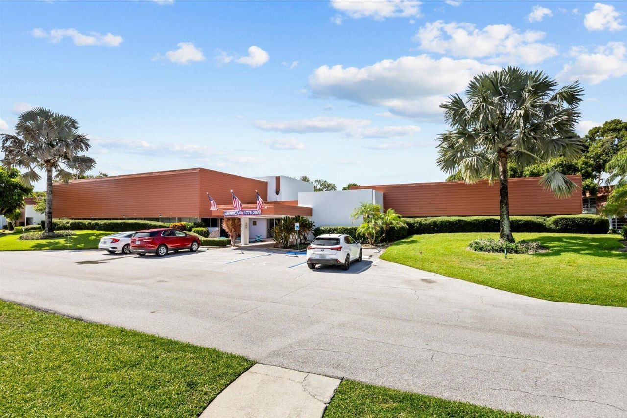 2600 SE Ocean Boulevard, Unit DD-8, Stuart, FL 34996 Photo