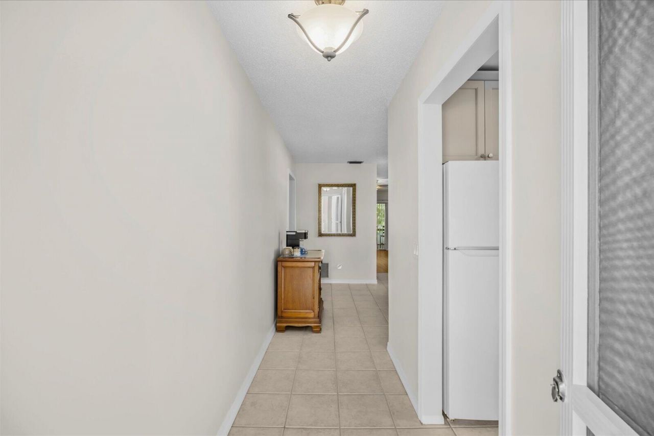 2600 SE Ocean Boulevard, Unit DD-8, Stuart, FL 34996 Photo