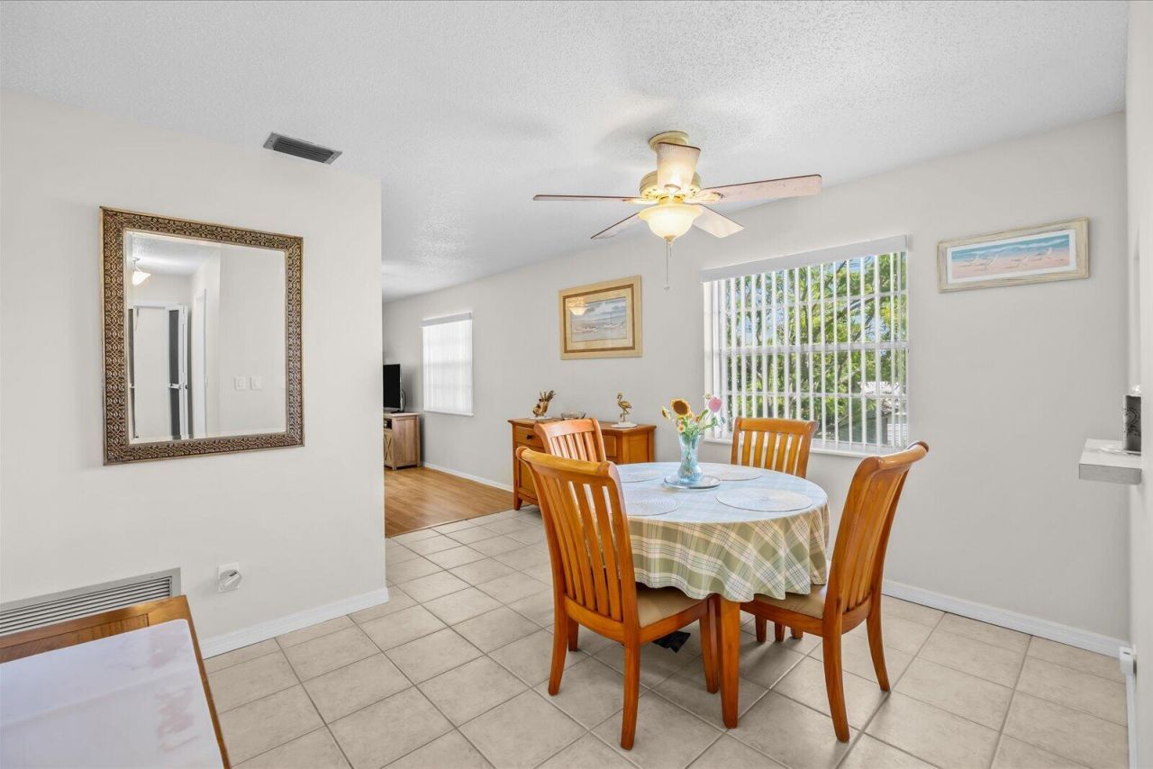 2600 SE Ocean Boulevard, Unit DD-8, Stuart, FL 34996 Photo