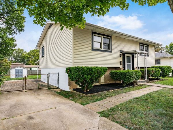450 Flintwood Drive, Columbus, OH 43230