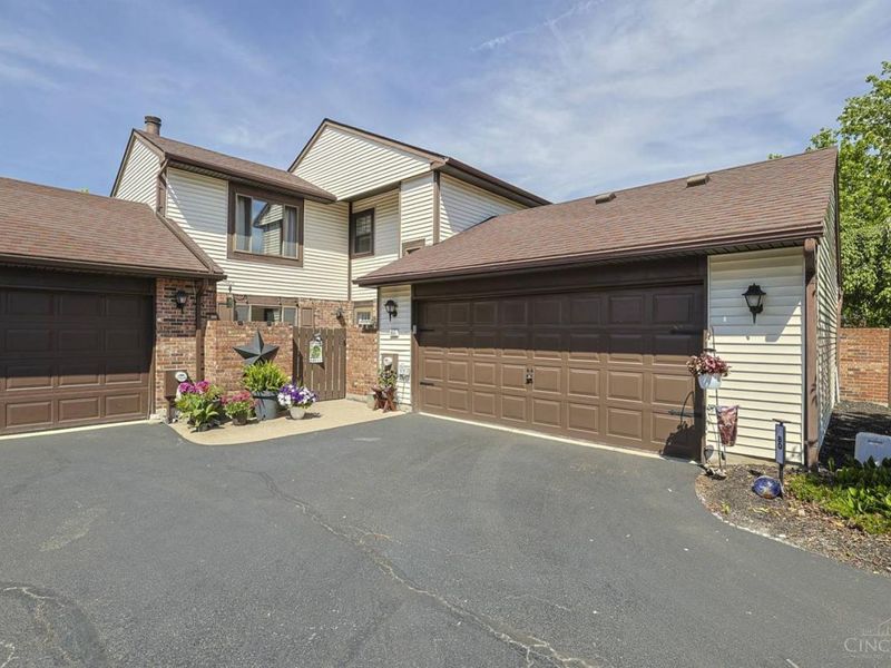 1372 Black Forest Drive, Unit 80, West Carrollton, OH 45449 Photo 1