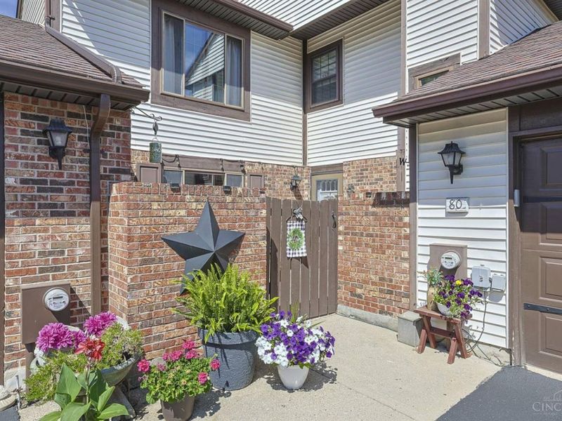 1372 Black Forest Drive, Unit 80, West Carrollton, OH 45449 Photo 2