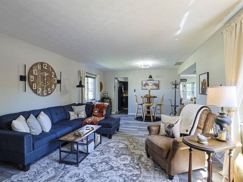 1372 Black Forest Drive, Unit 80, West Carrollton, OH 45449 Photo 8