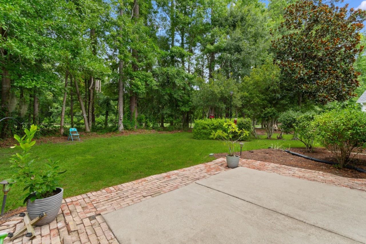 6371 Longwood Dr. Photo 37