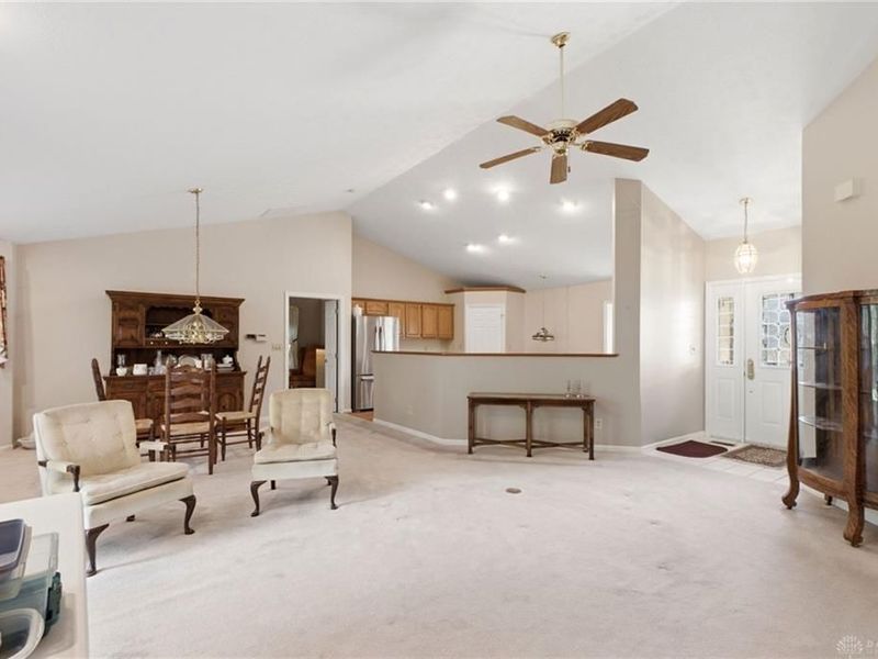 65 Reed Road, Springboro, OH 45066 Photo 7