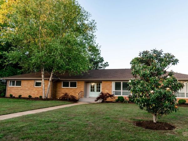 802 Shawnee Dr , Murfreesboro, TN 37130