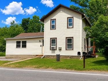 170 Bullis Road , Cowlesville, NY 14037