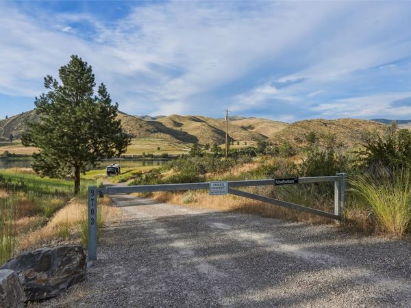9703 MT Hwy 200 , Dixon, MT 59831