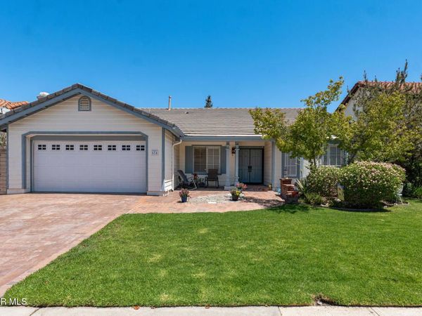 674 Azure Hills Drive , Simi Valley, CA 93065