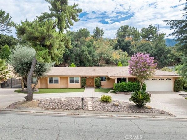 15848 Silver Star Lane, Canyon Country, CA 91387