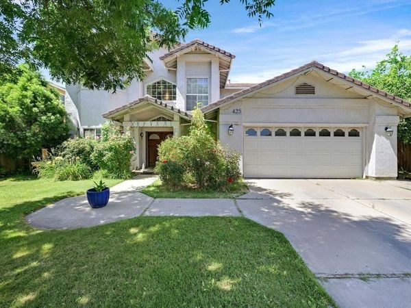 425 Cecelio Way , Tracy, CA 95376