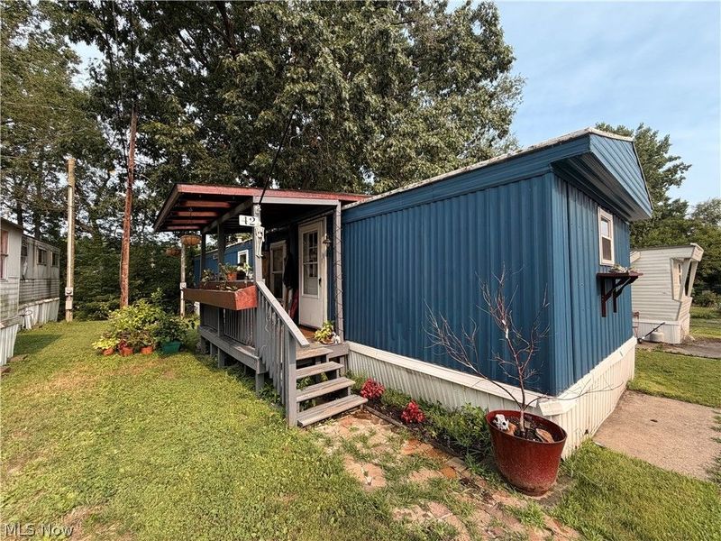 1909 E Turkeyfoot Lake Rd , Unit 42, Akron, OH 44312 Photo 2
