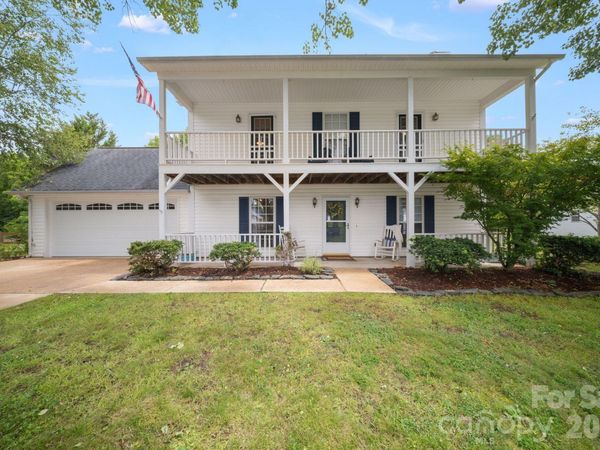1040 Thorncrest Drive , Fletcher, NC 28732