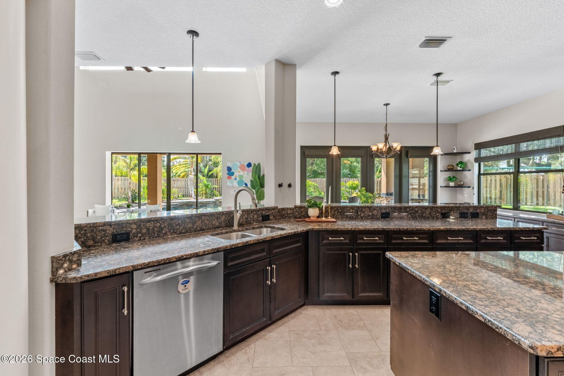 1975 Botanica Circle , Melbourne, FL 32904 Photo