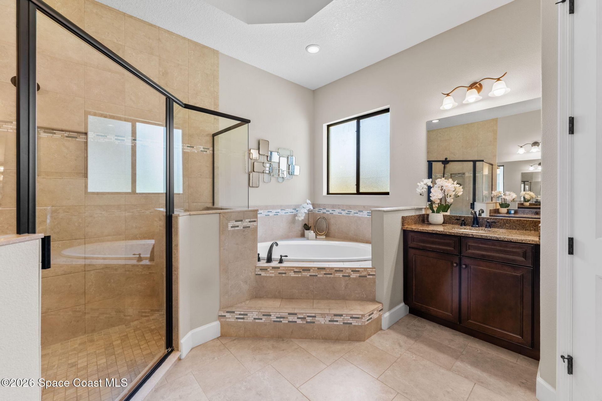 1975 Botanica Circle , Melbourne, FL 32904 Photo