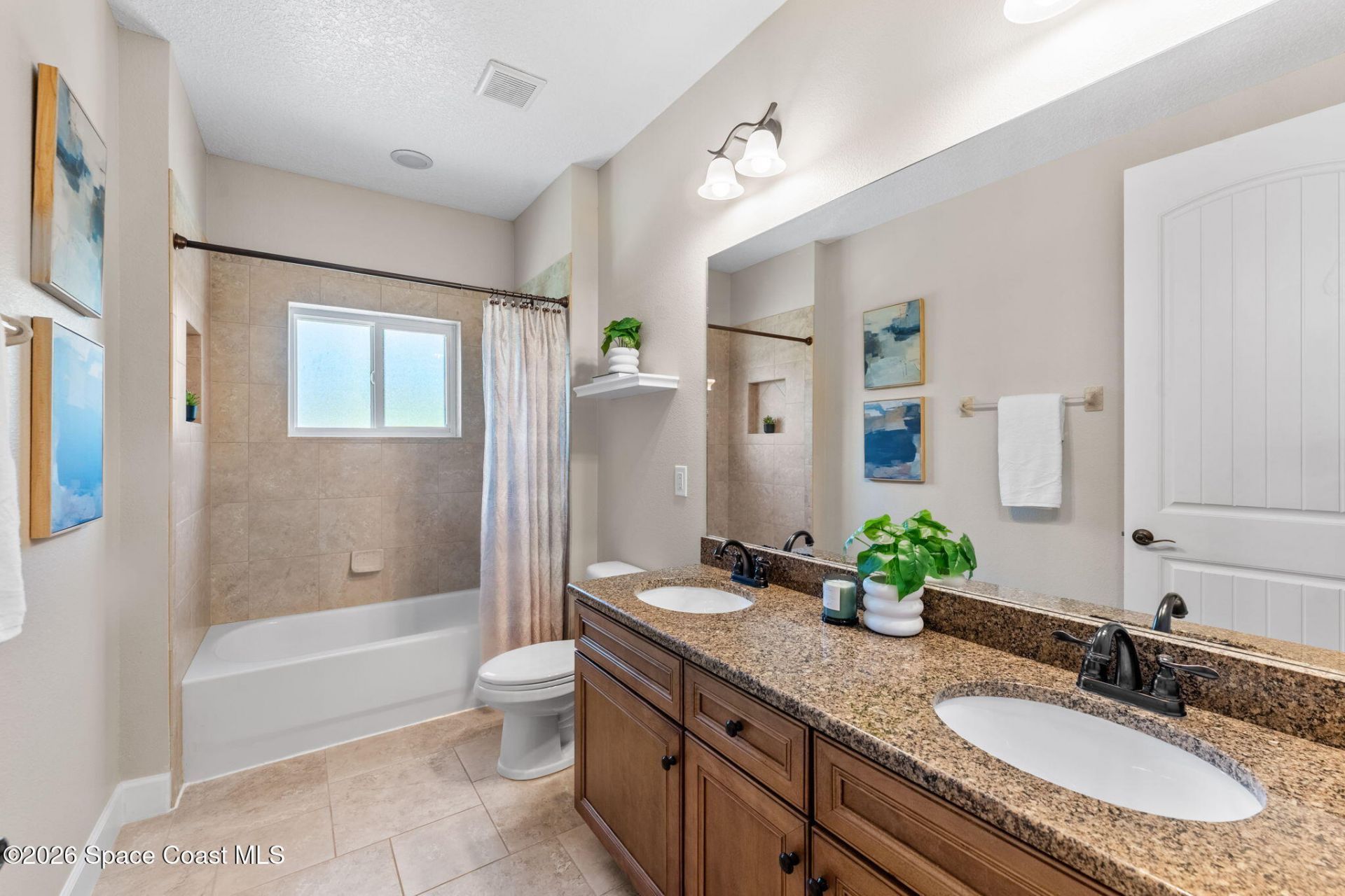 1975 Botanica Circle , Melbourne, FL 32904 Photo