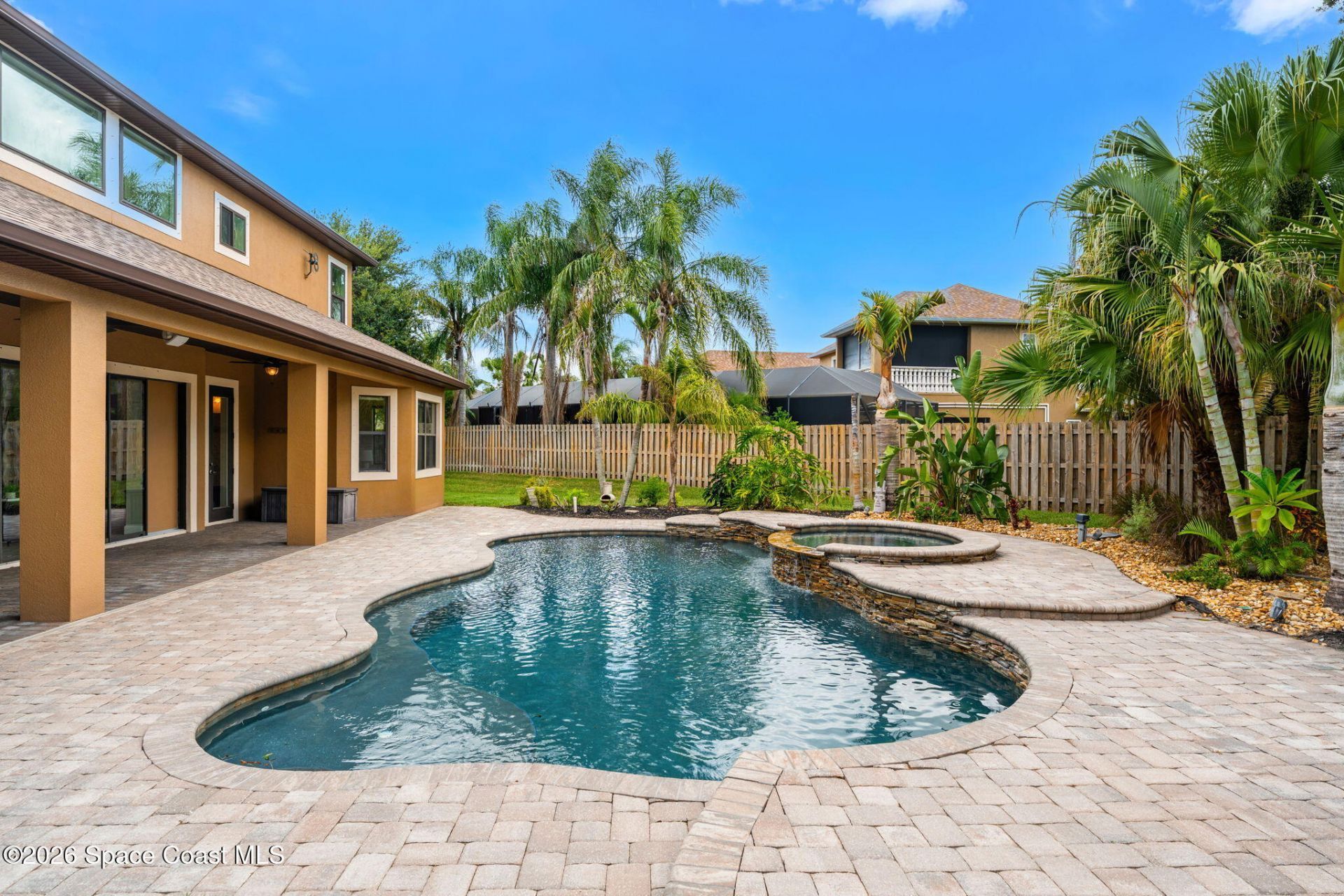 1975 Botanica Circle , Melbourne, FL 32904 Photo
