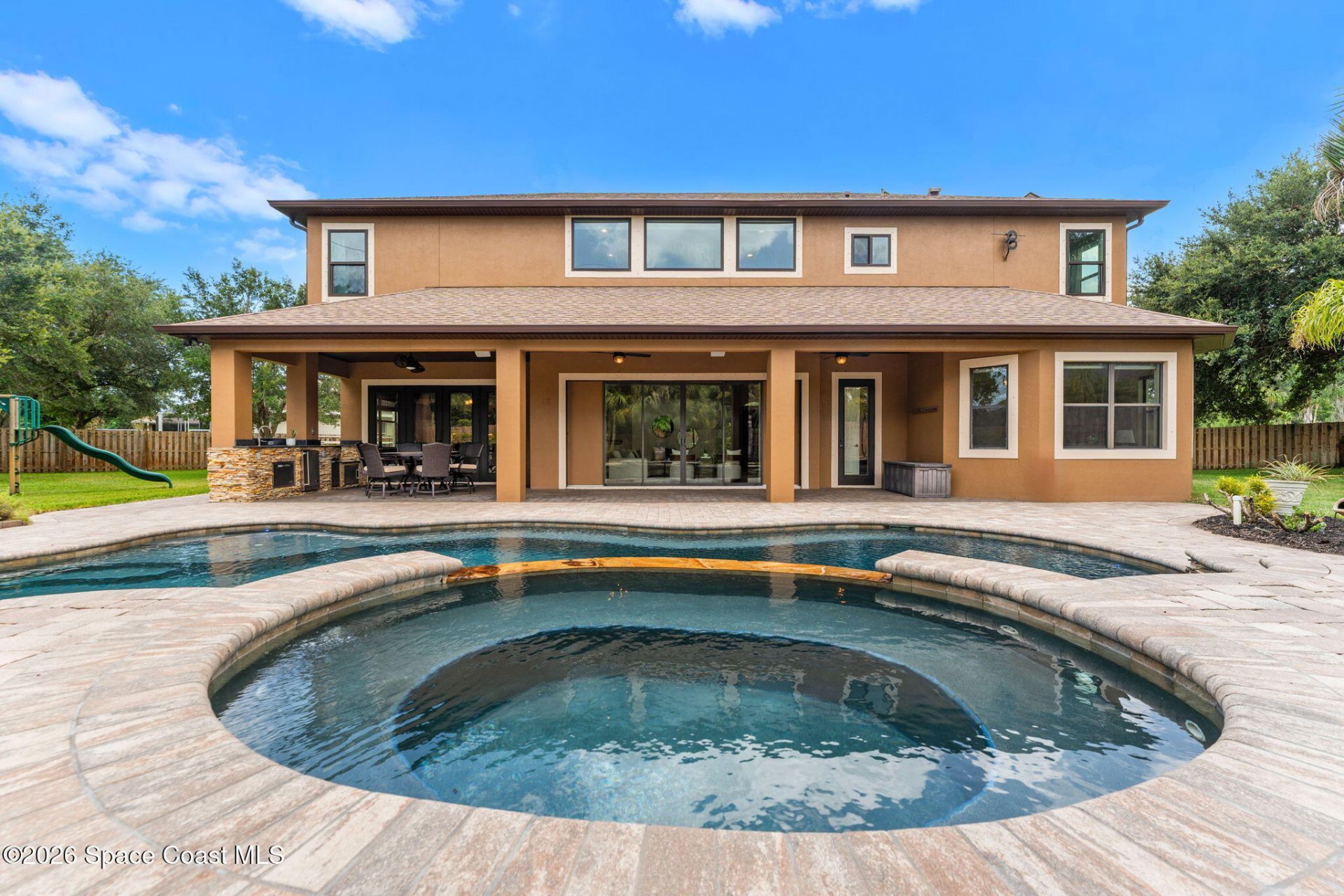 1975 Botanica Circle , Melbourne, FL 32904 Photo