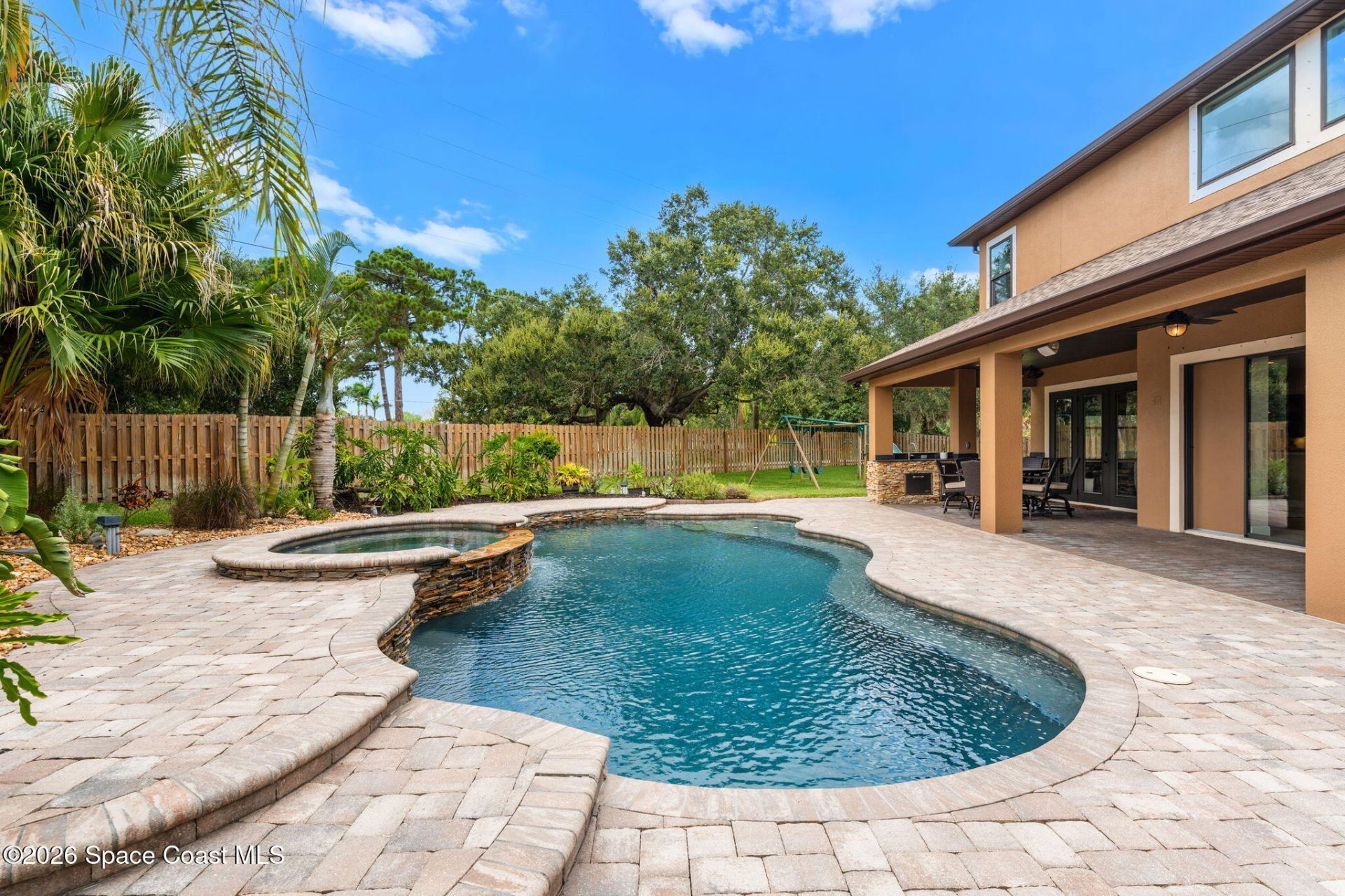 1975 Botanica Circle , Melbourne, FL 32904 Photo