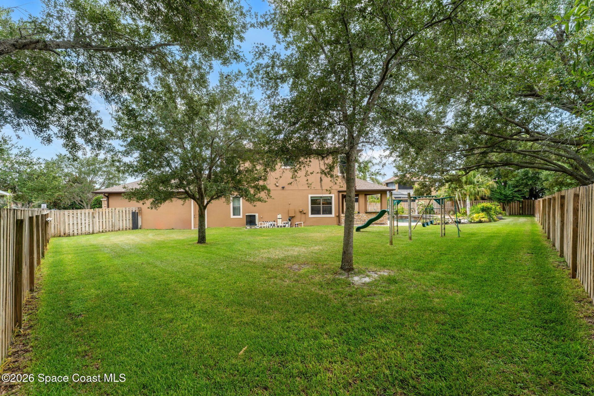 1975 Botanica Circle , Melbourne, FL 32904 Photo